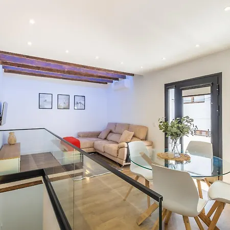 Modern Balcony Terrace House Solarium - Parking *